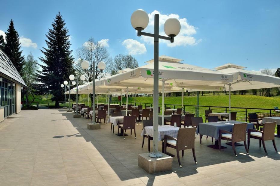 Hotel Grabovac Plitvicka Jezera Exterior photo